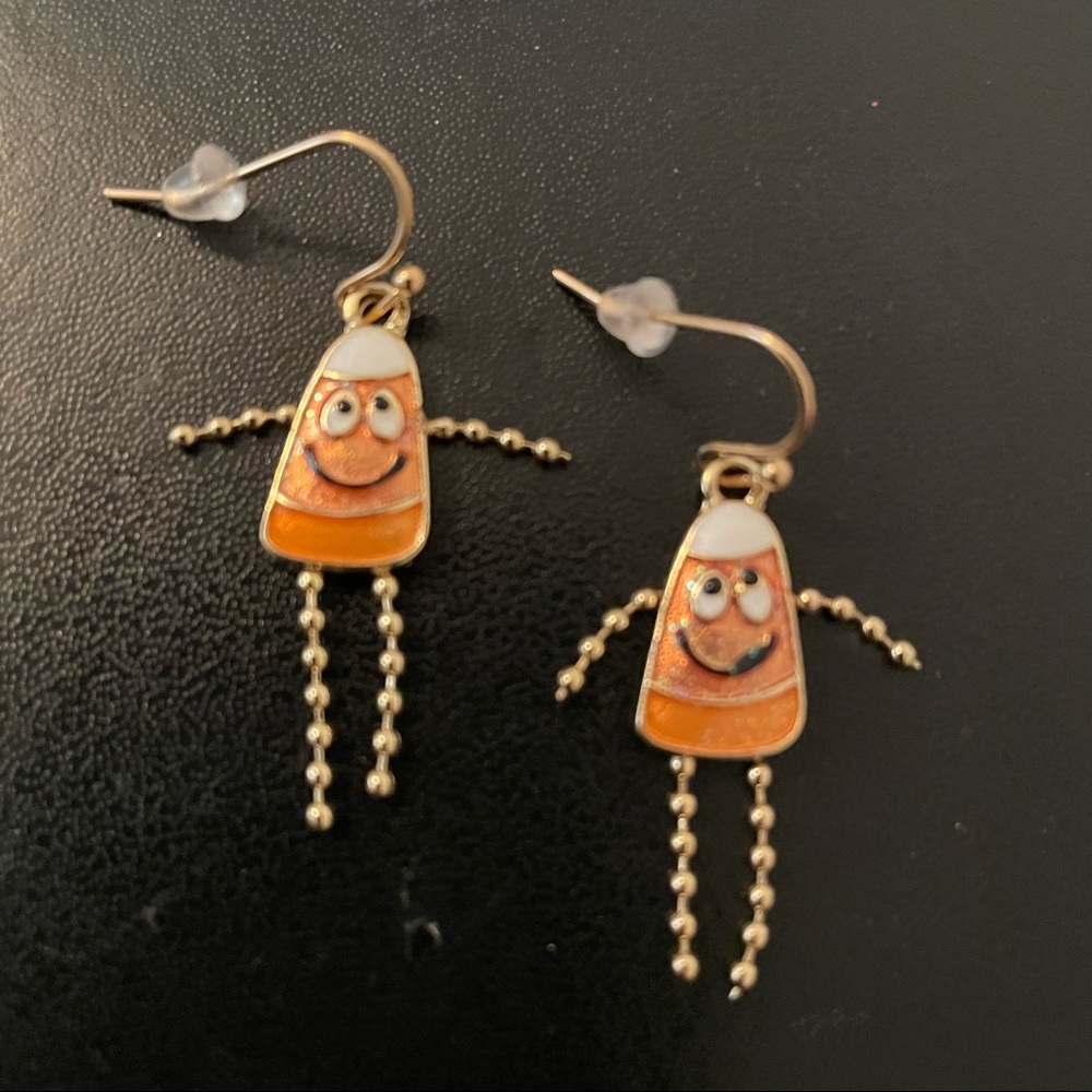 💖 Halloween Candy Corn Gold Earrings NEW - Picture 2 of 3